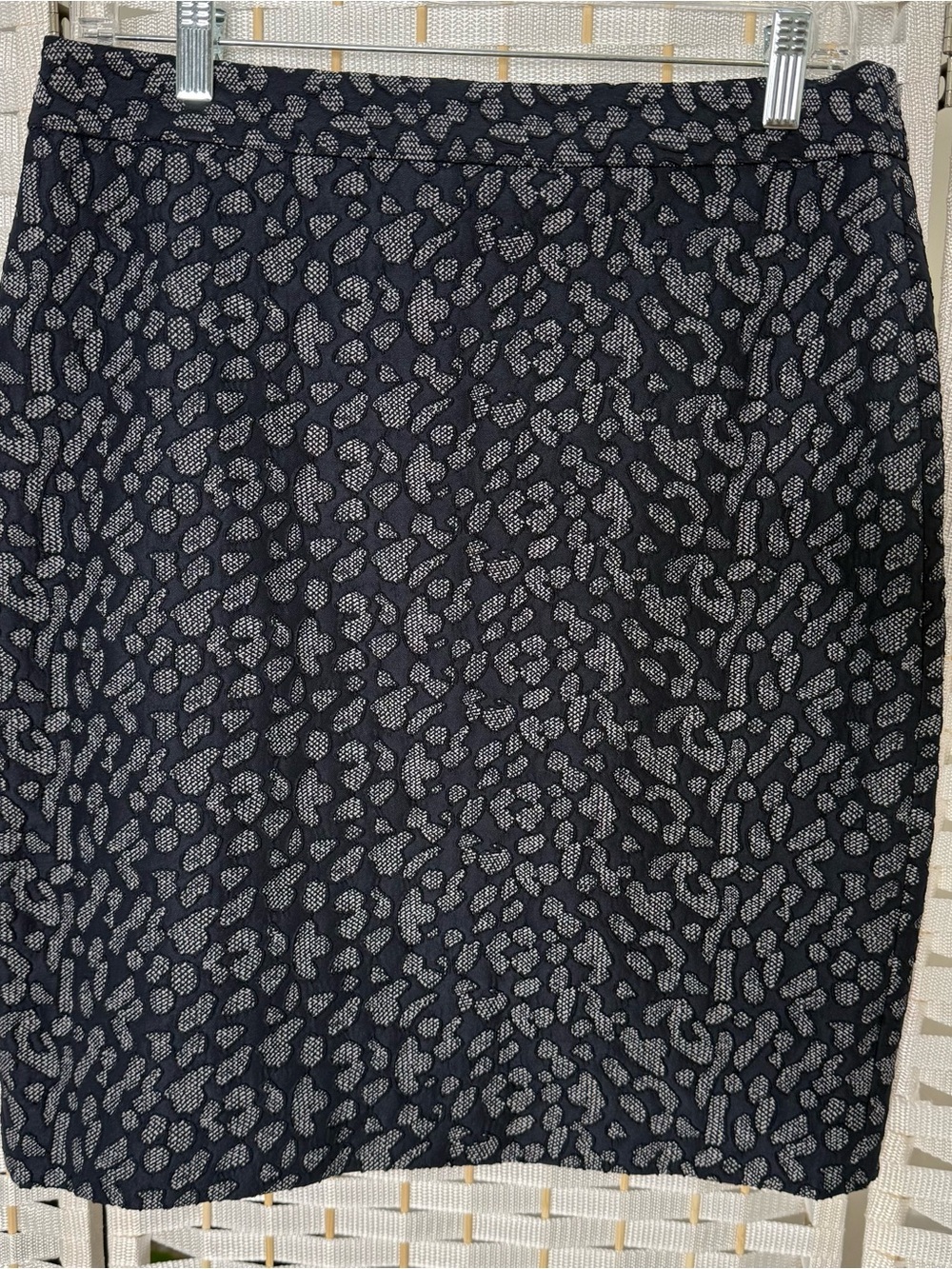 ! Banana Republic Skirt Leopard Print Pencil